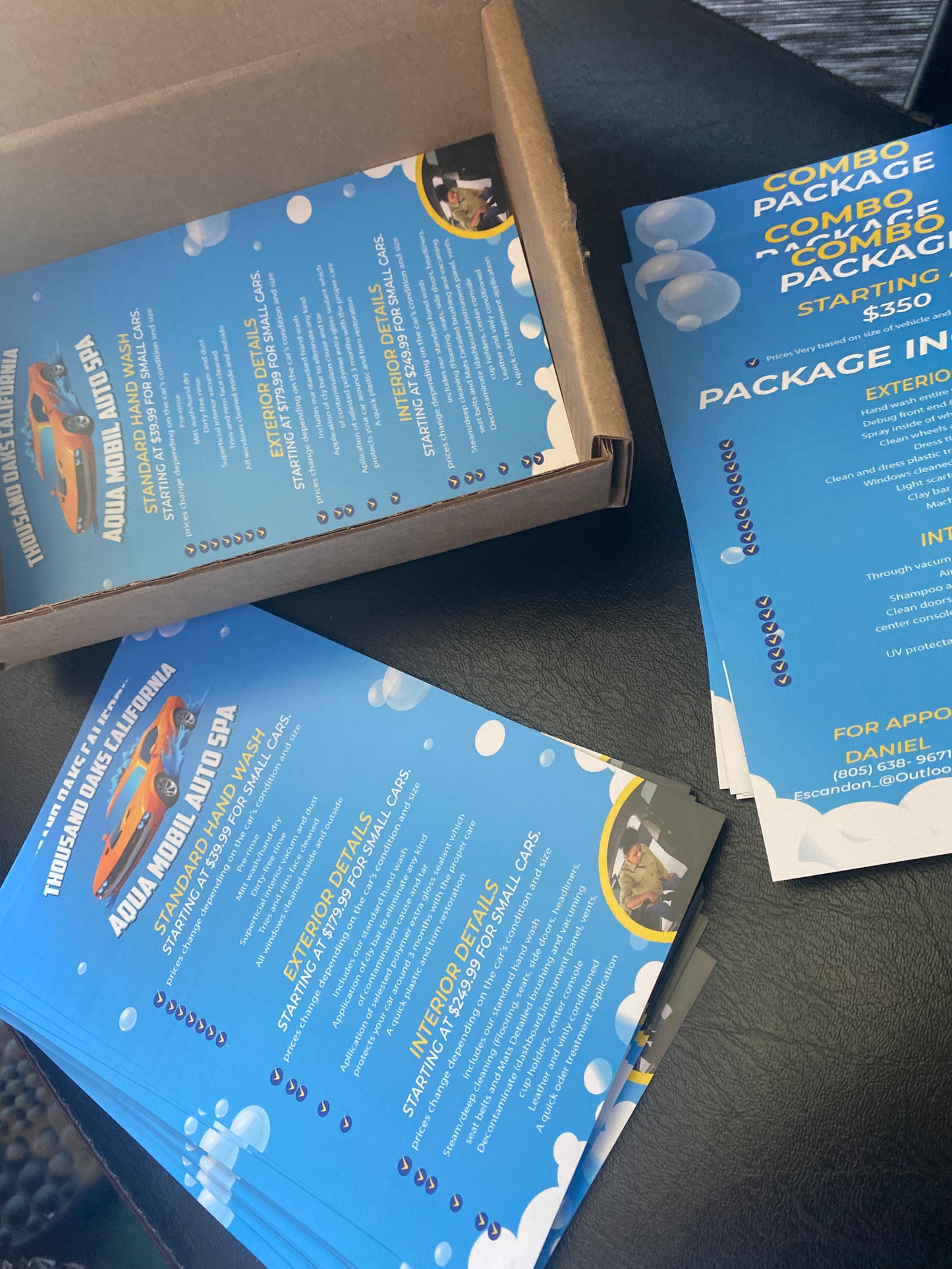 1000 FLYERS 100LB GLOSSY FULL COLOR BOTH SIDES