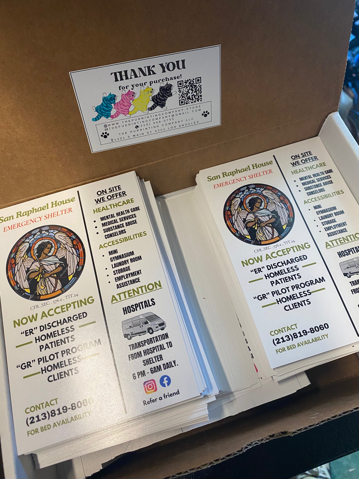 1000 FLYERS 100LB GLOSSY FULL COLOR BOTH SIDES
